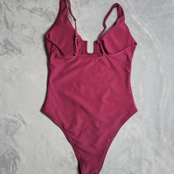 45.🆕Small Tummy Control U Wire Bathing Suit Ruched Push Up Swimwear NWOT - Picture 4 of 7